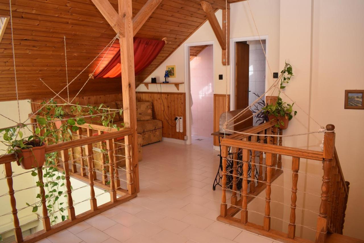 Schmidt Nyaralo Fonyod Villa Exterior photo