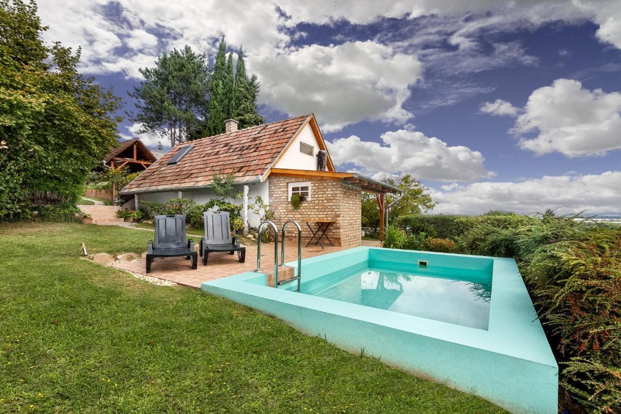 Schmidt Nyaralo Fonyod Villa Exterior photo